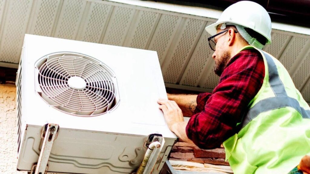 Miten ilmalämpöpumpun teho säilyy vuosia – huoltovinkit